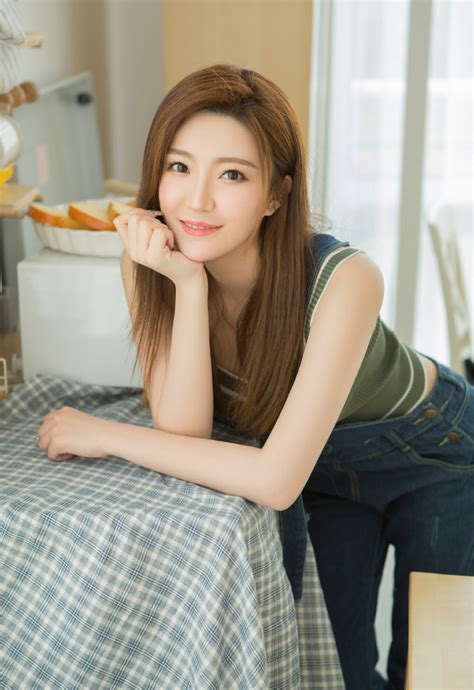 场均22+2断1.3帽创纪录：阿夫迪亚被球迷围堵拓媒：跻身联盟前25